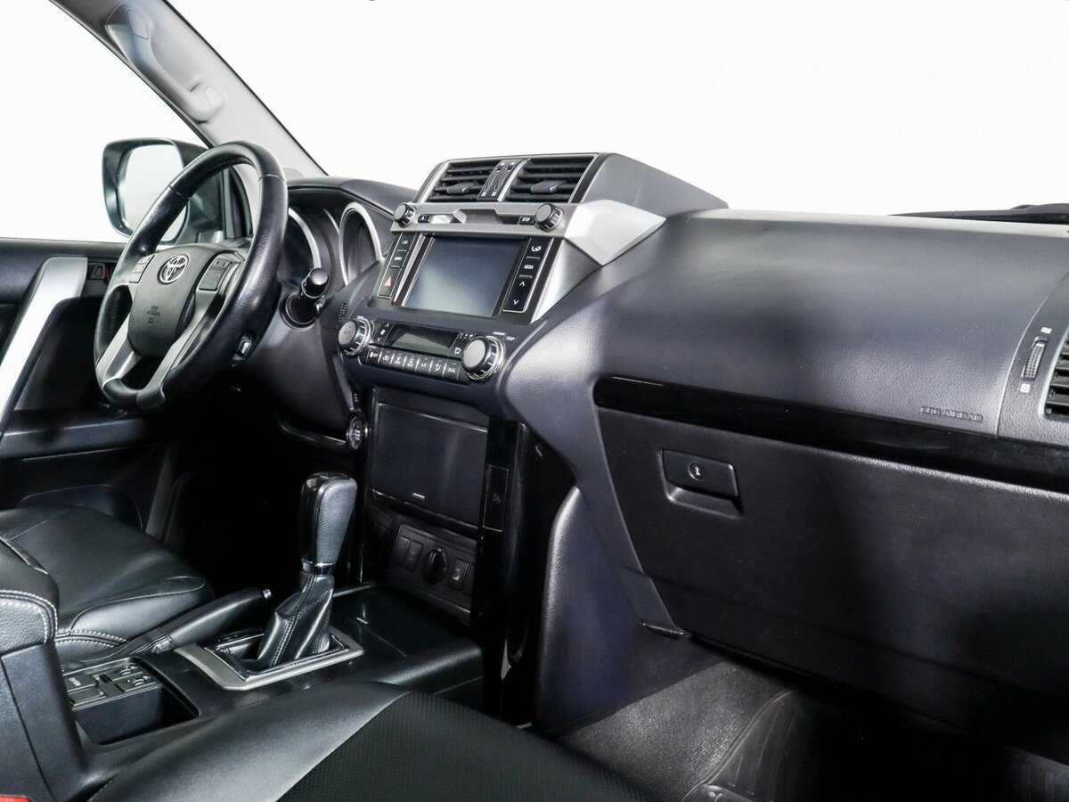 Купить Toyota Land Cruiser Prado с пробегом. Фото: #5