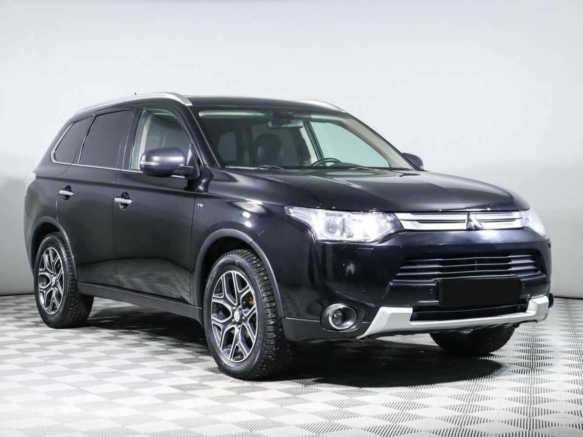 Купить Mitsubishi Outlander с пробегом. Фото: #2