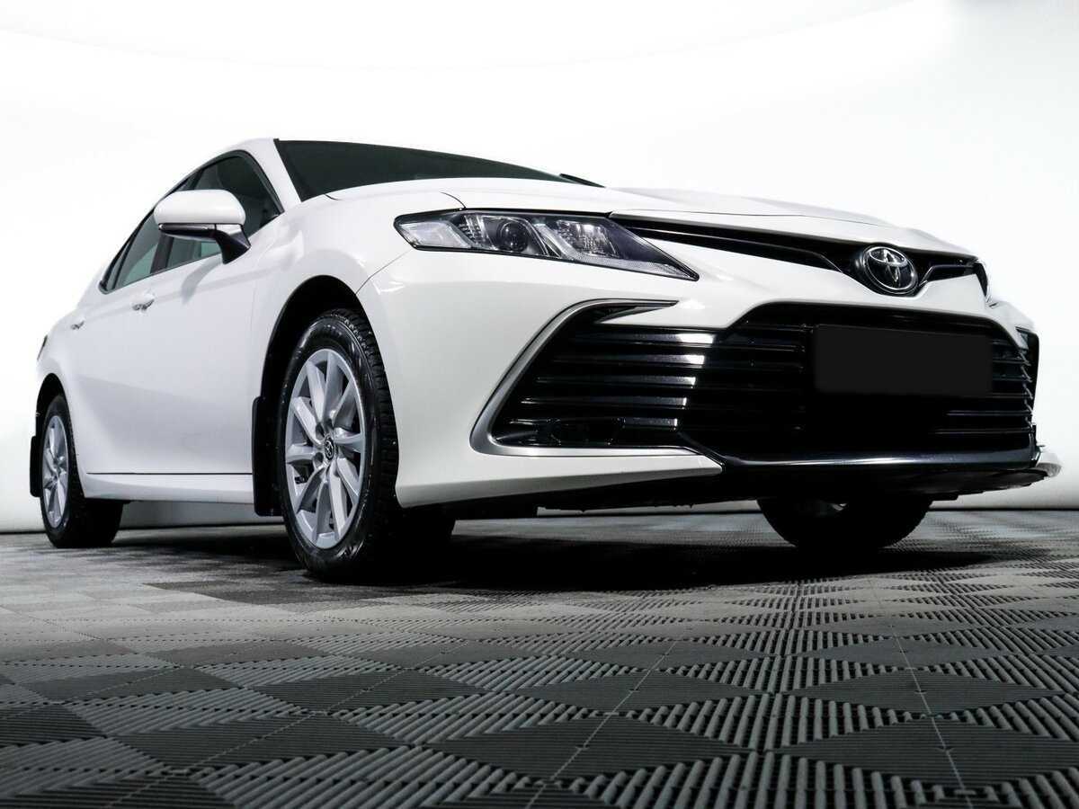 Купить Toyota Camry с пробегом. Фото: #18
