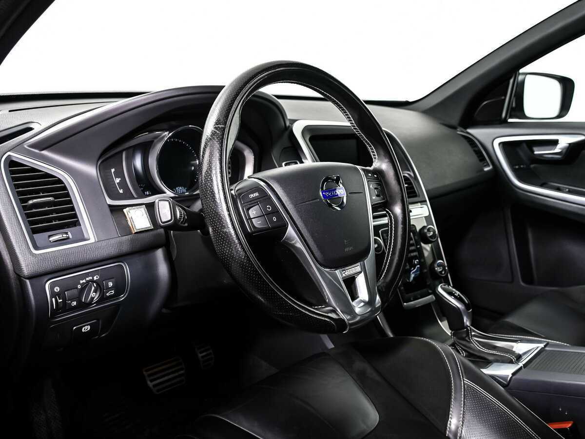 Купить Volvo XC60 с пробегом. Фото: #11