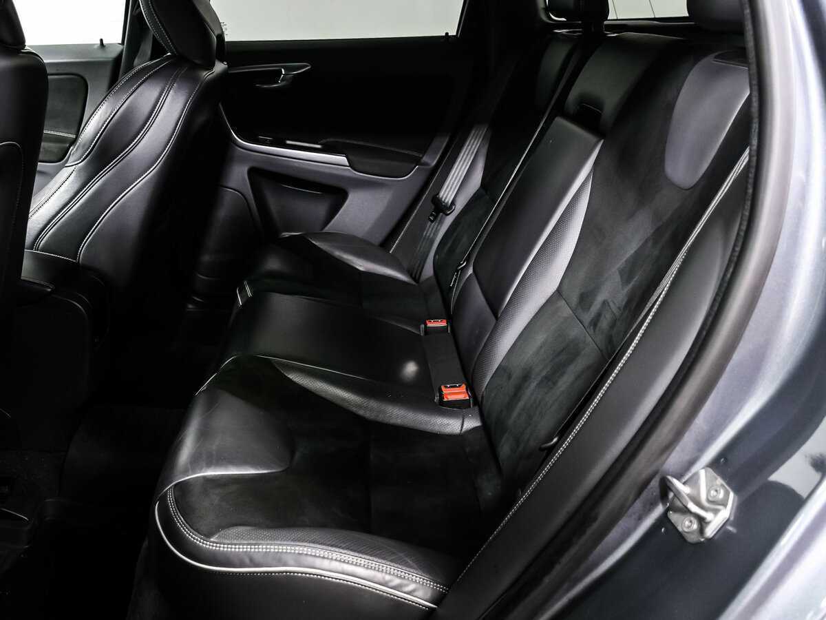 Купить Volvo XC60 с пробегом. Фото: #12