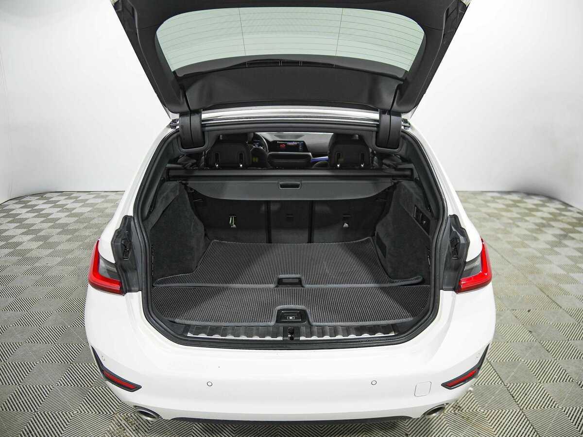 Купить BMW 3 серии с пробегом. Фото: #19