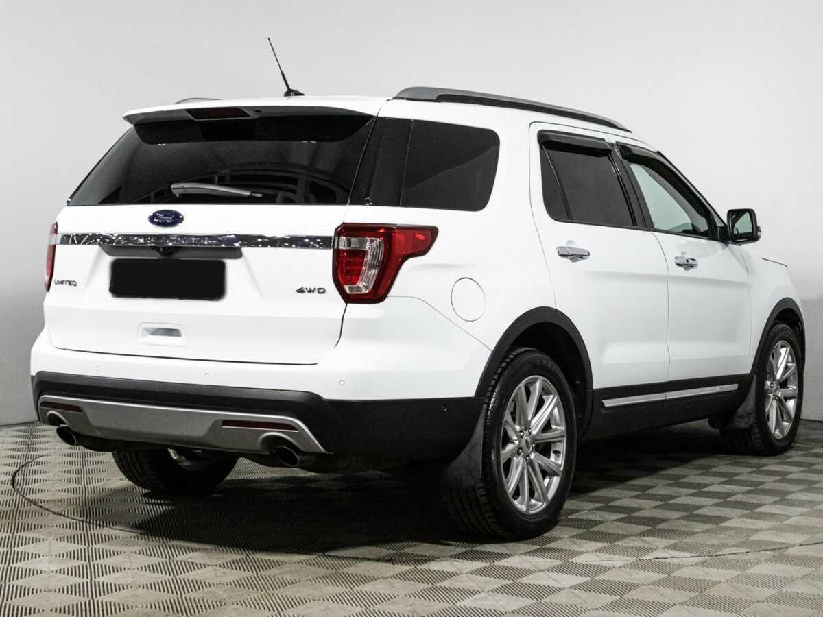Купить Ford Explorer с пробегом. Фото: #4