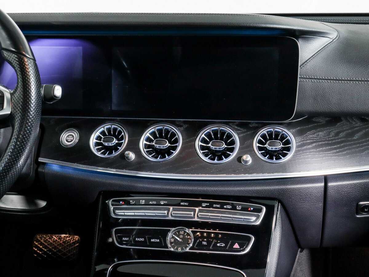 Купить Mercedes-Benz E-Класс с пробегом. Фото: #9