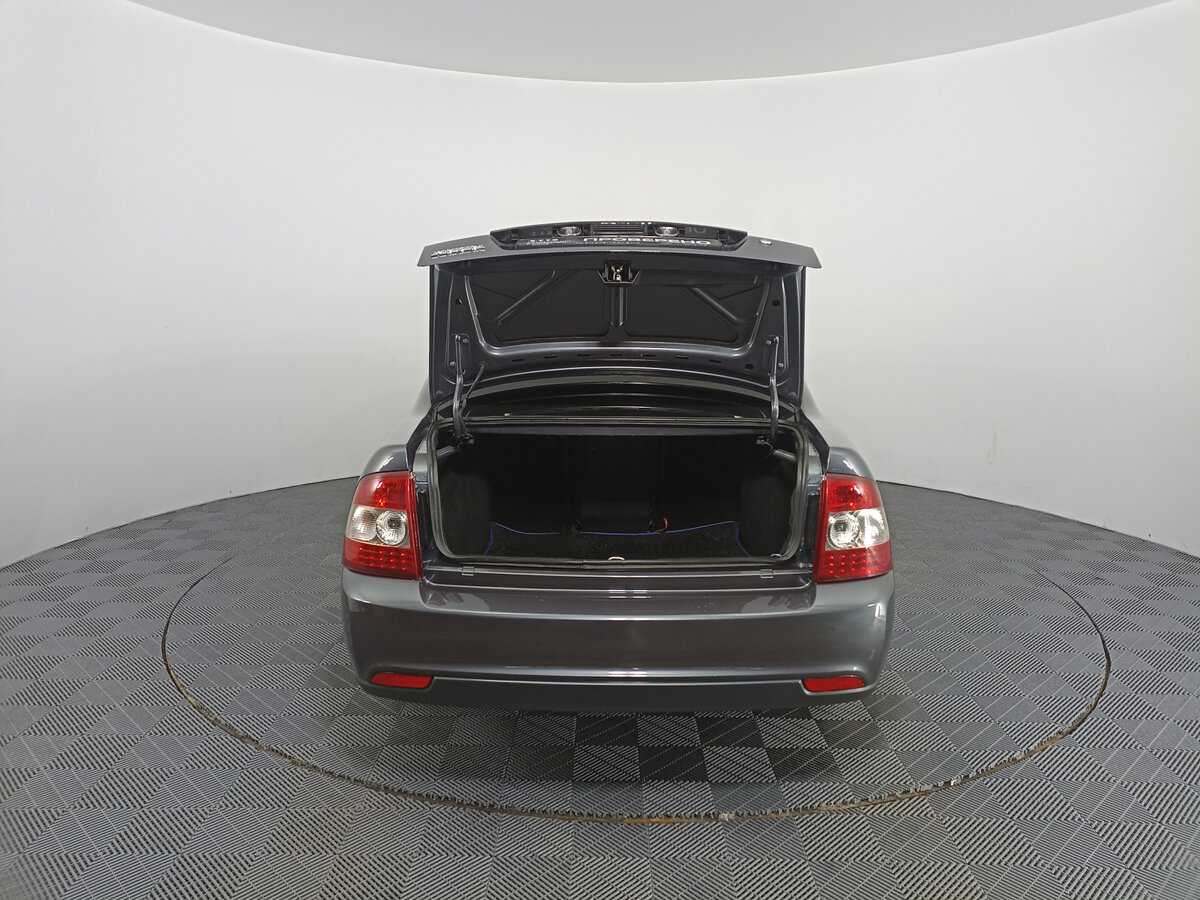 Купить Lada (ВАЗ) Priora с пробегом. Фото: #9