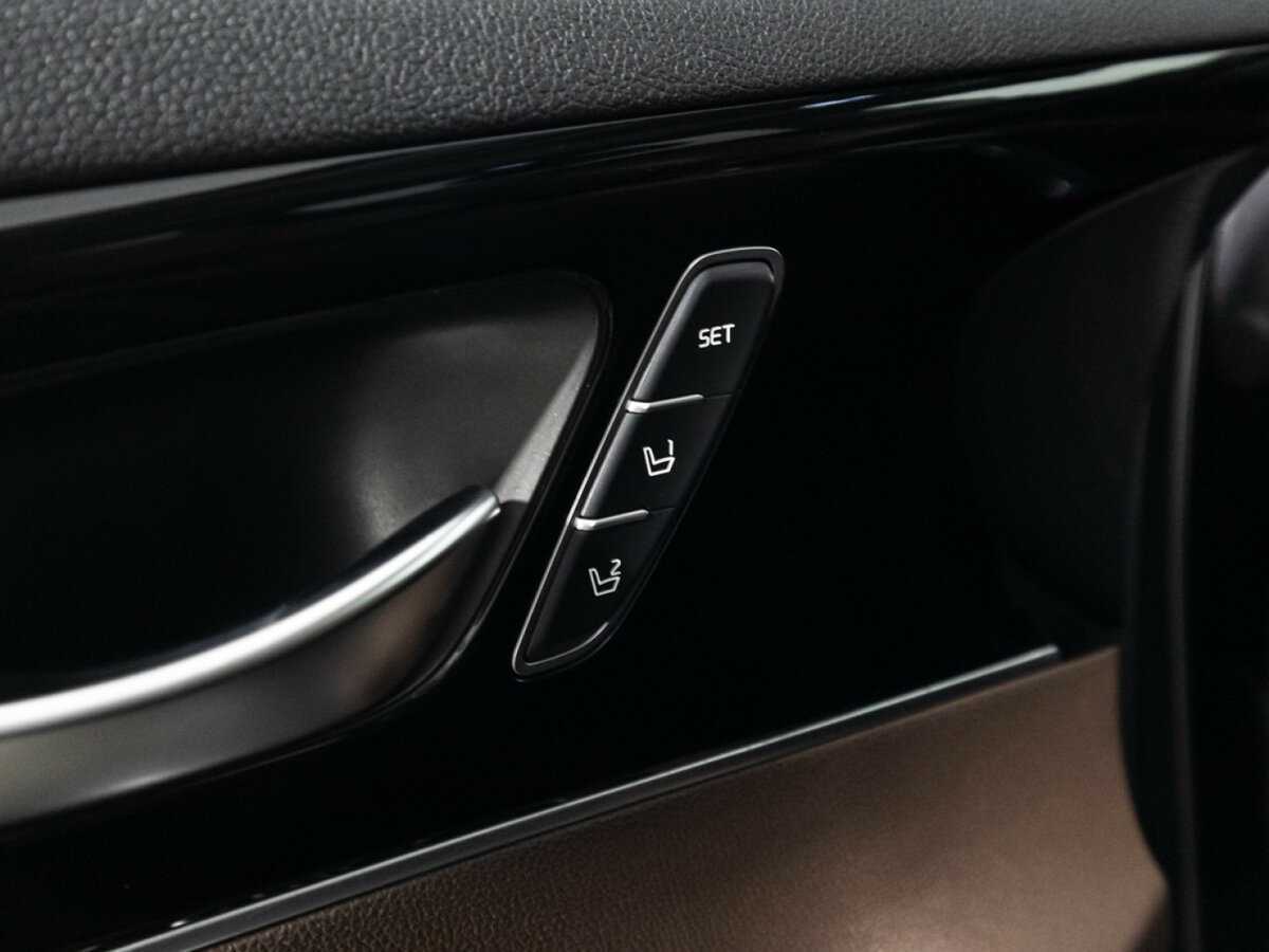 Купить Kia Sorento с пробегом. Фото: #23