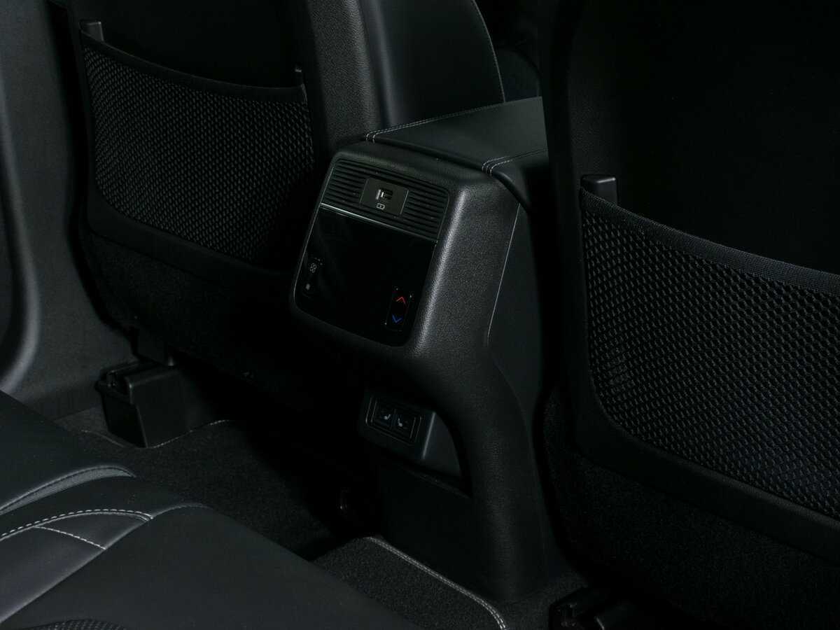 Купить EXEED VX с пробегом. Фото: #11