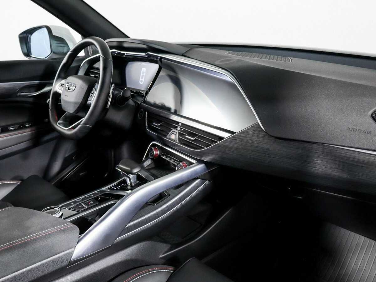 Купить Geely Tugella с пробегом. Фото: #8