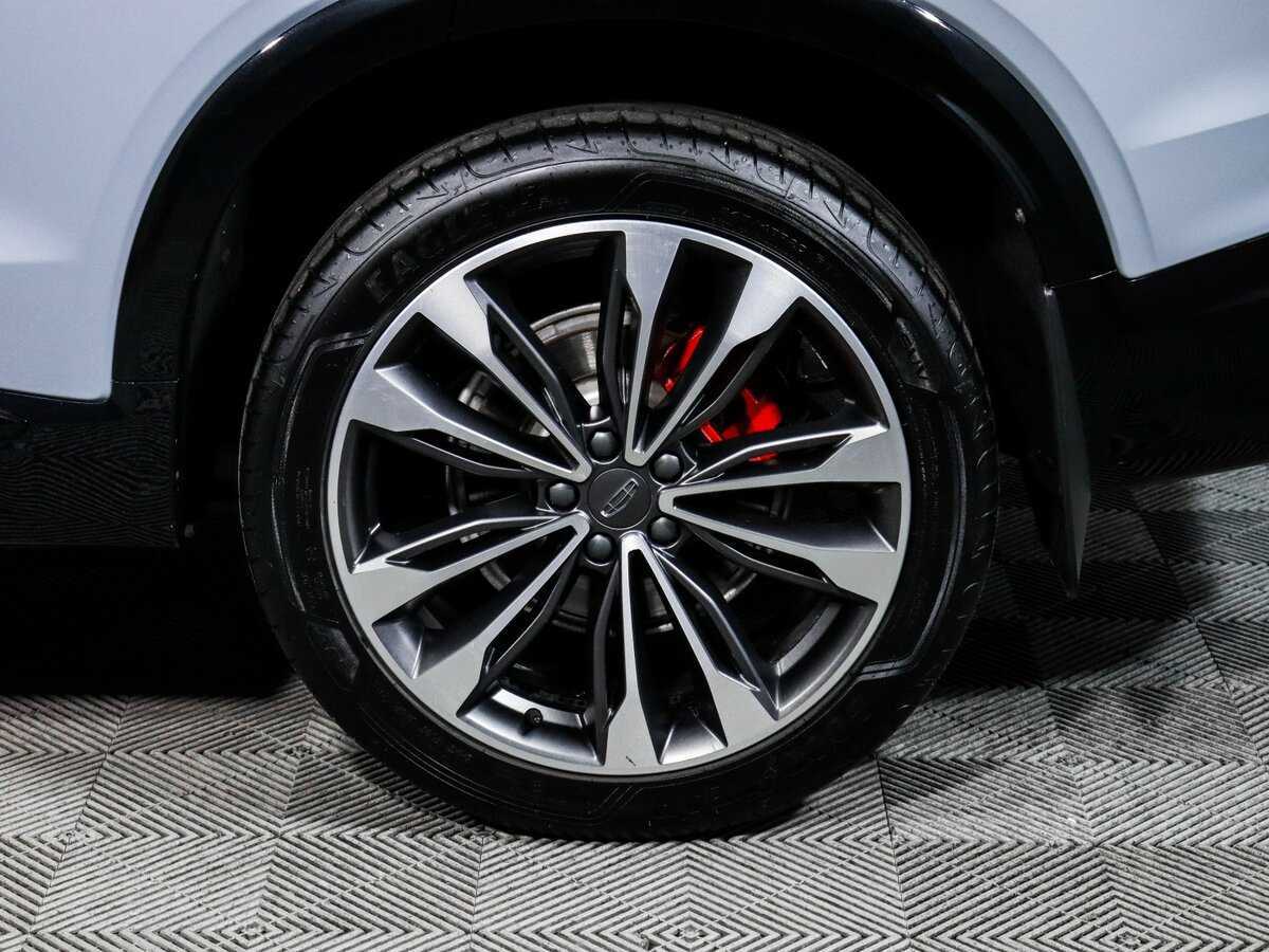 Купить Geely Tugella с пробегом. Фото: #14