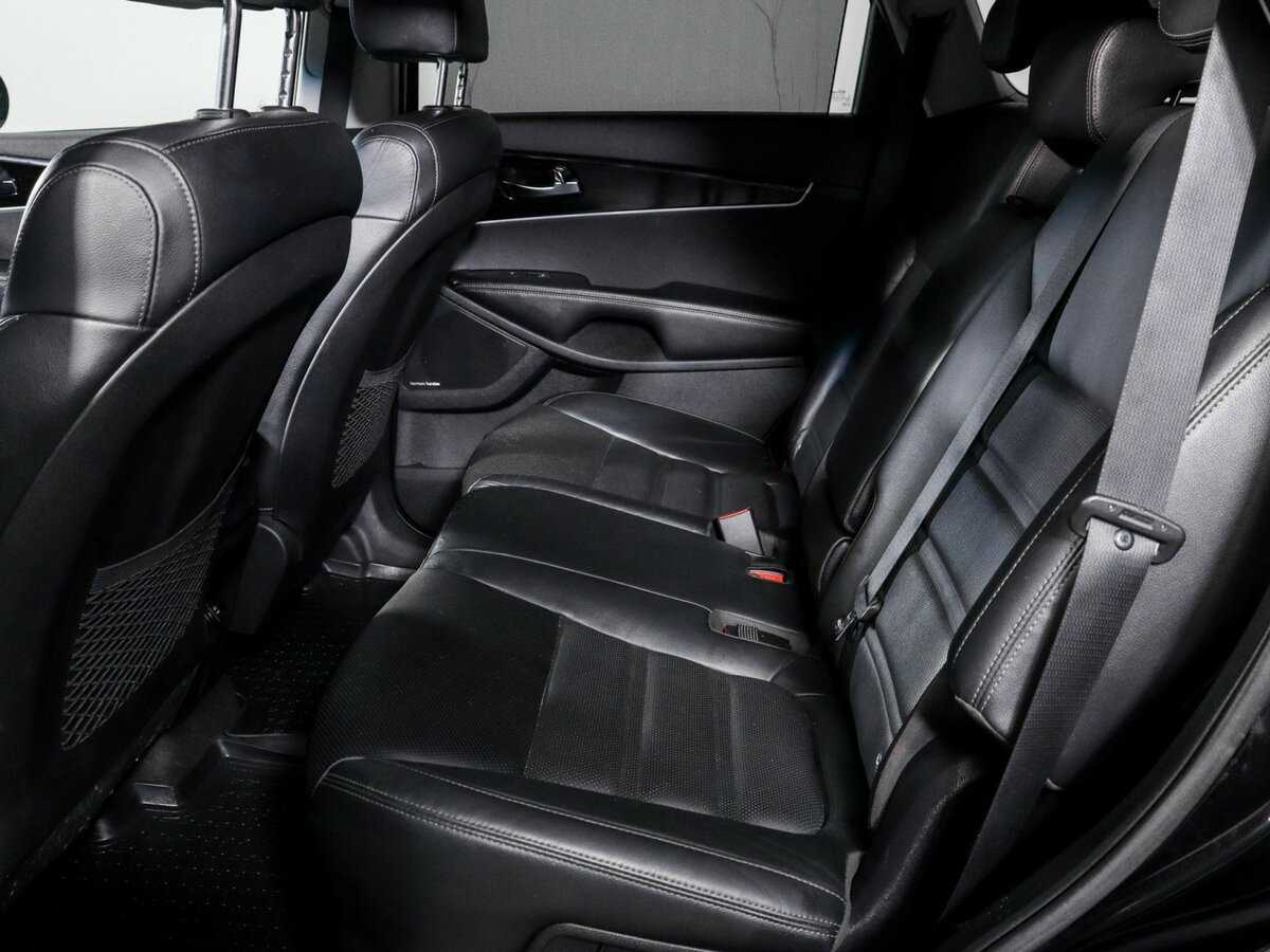 Купить Kia Sorento с пробегом. Фото: #6