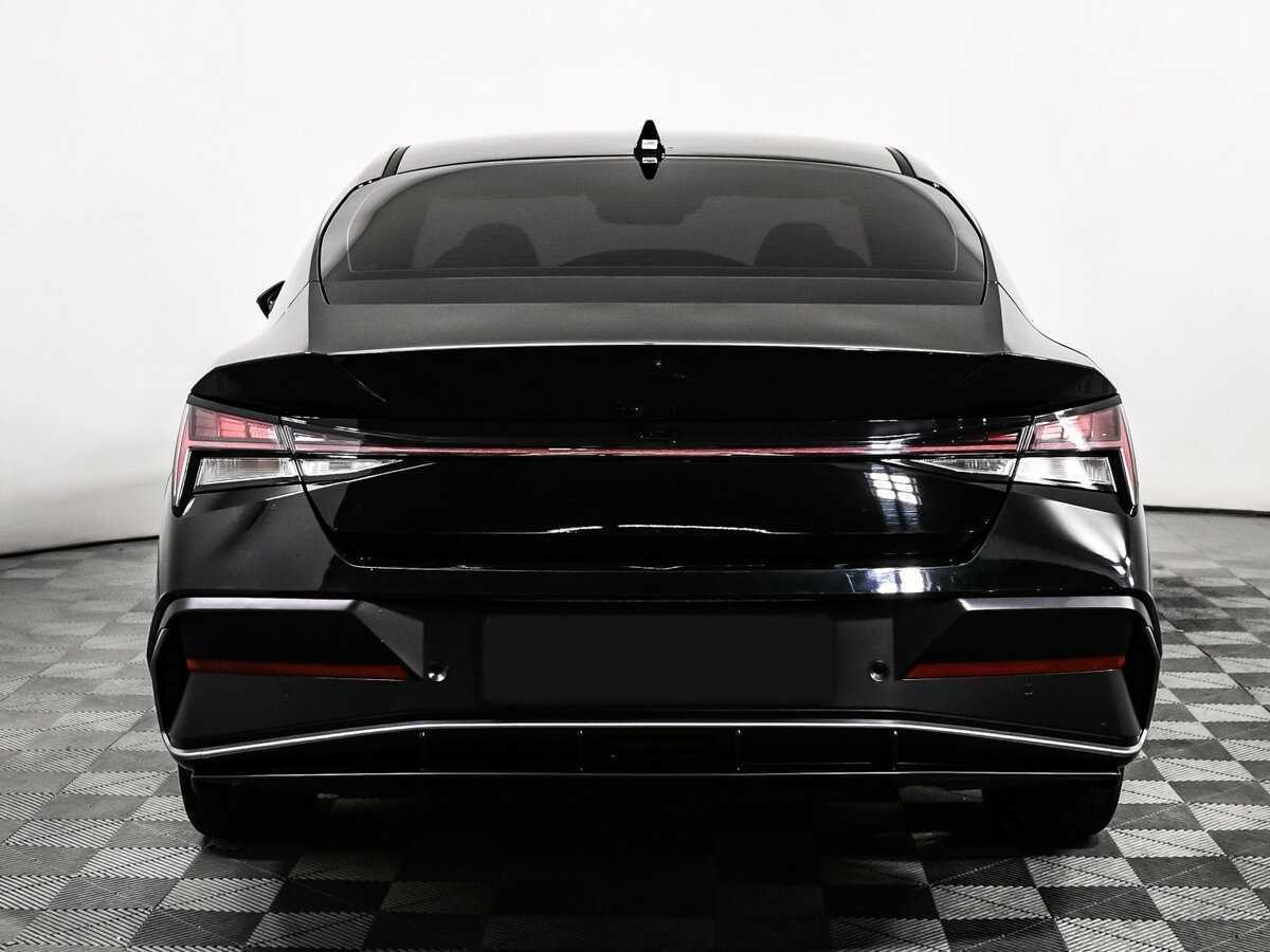 Купить Hyundai Elantra с пробегом. Фото: #5