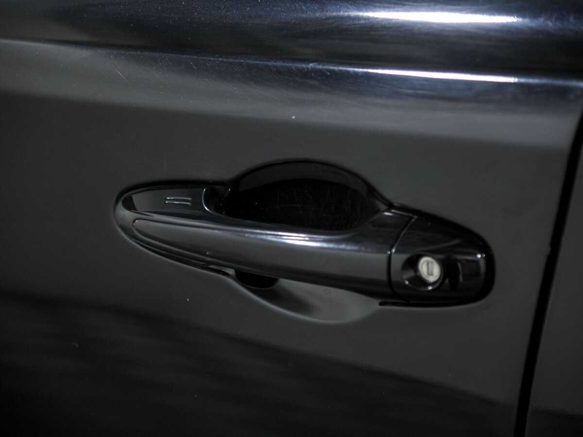 Купить Toyota RAV4 с пробегом. Фото: #16