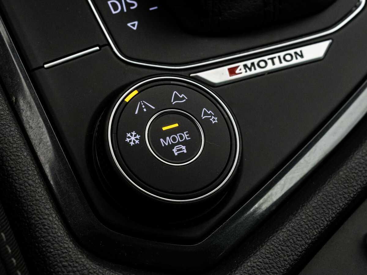 Купить Volkswagen Tiguan с пробегом. Фото: #15