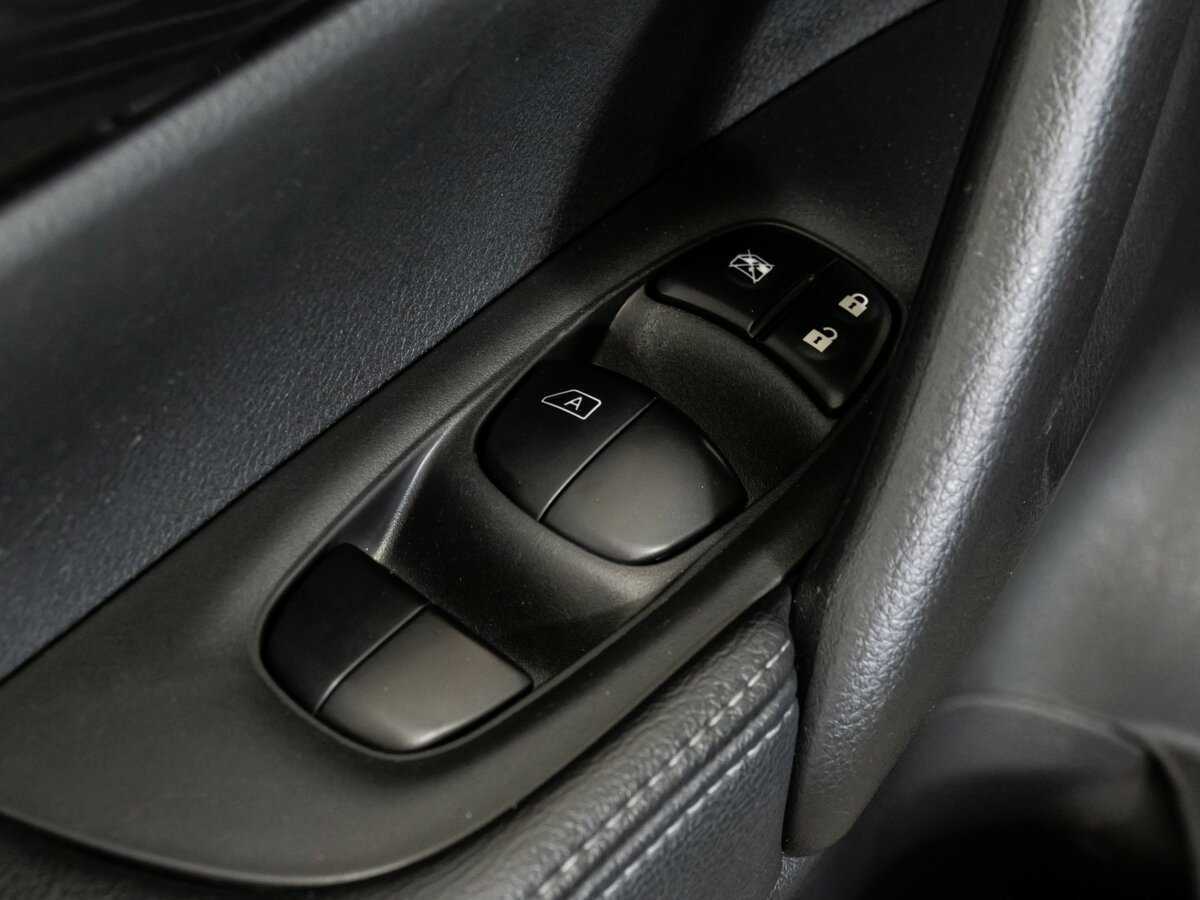 Купить Nissan X-Trail с пробегом. Фото: #13