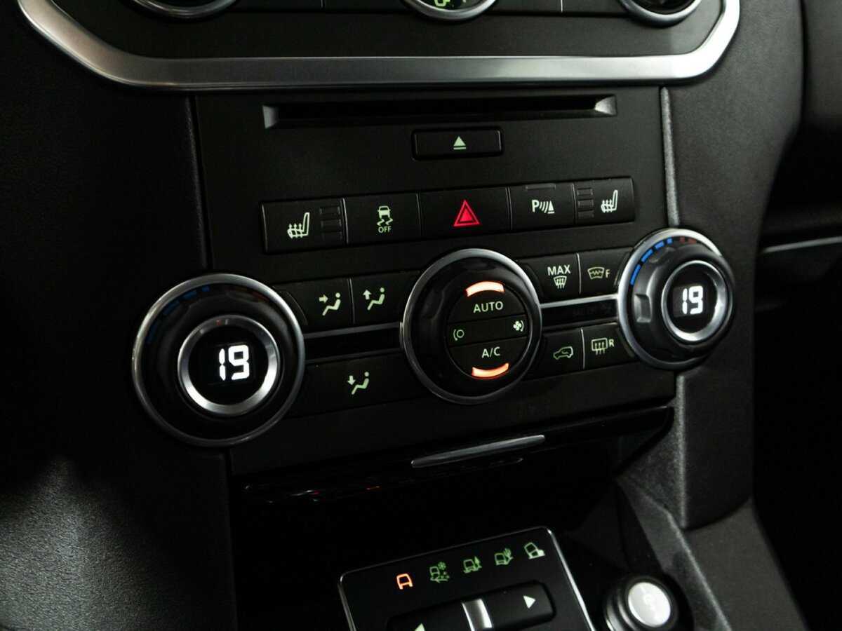 Купить Land Rover Discovery с пробегом. Фото: #18