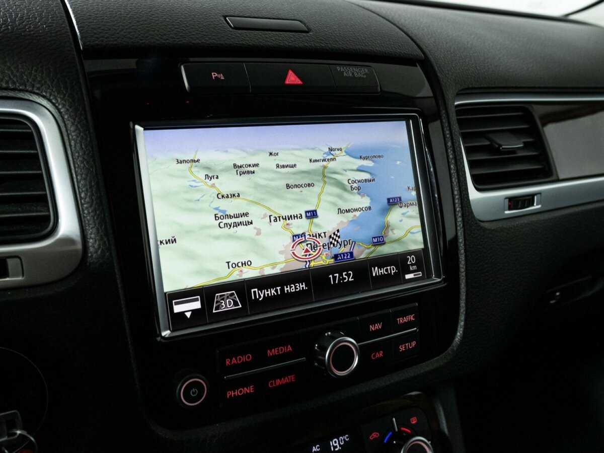 Купить Volkswagen Touareg с пробегом. Фото: #13