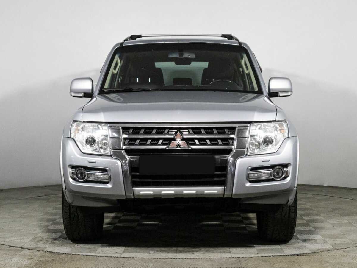 Купить Mitsubishi Pajero с пробегом. Фото: #1