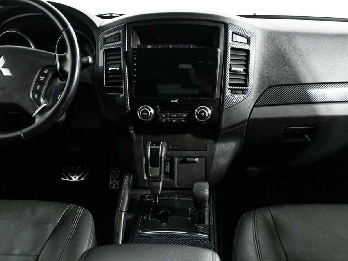 Купить Mitsubishi Pajero с пробегом. Фото: #13