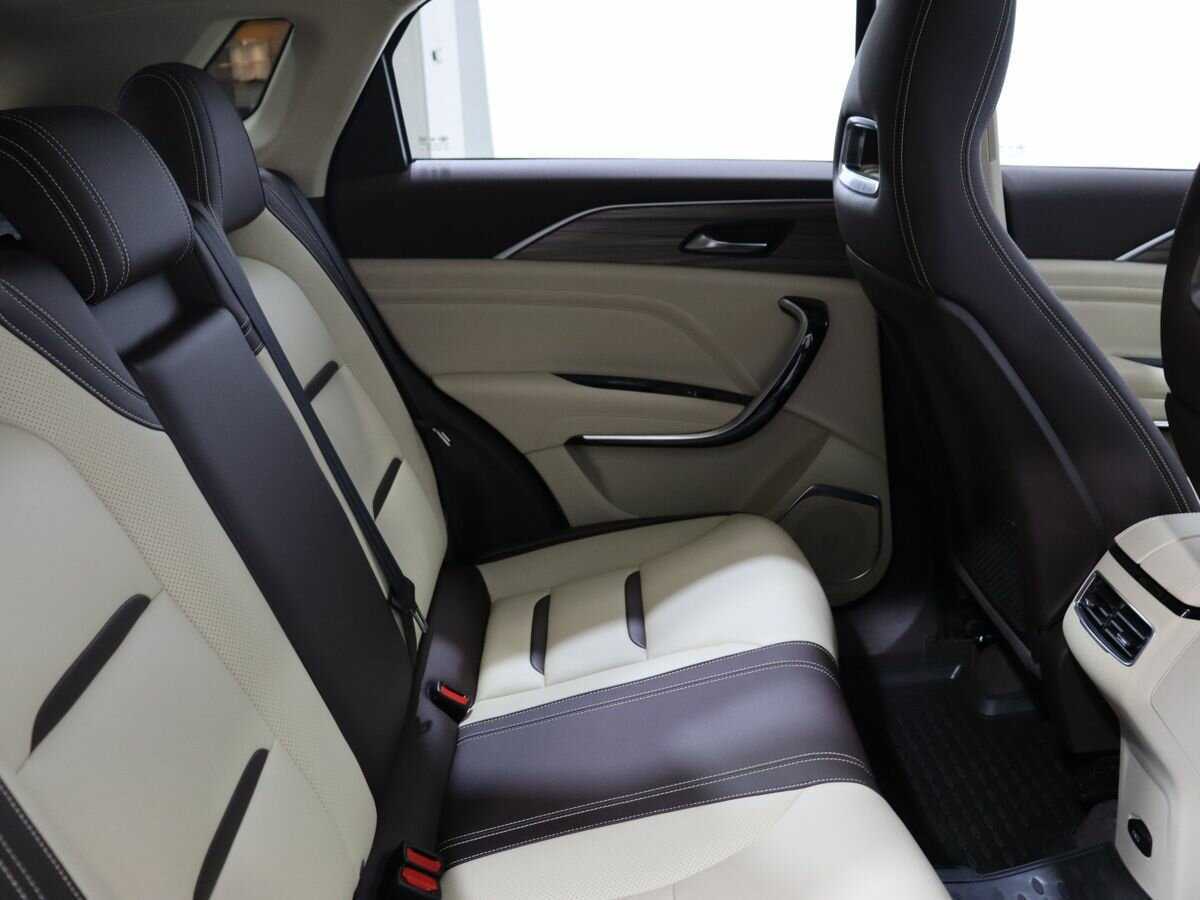 Купить FAW Bestune T77 с пробегом. Фото: #23