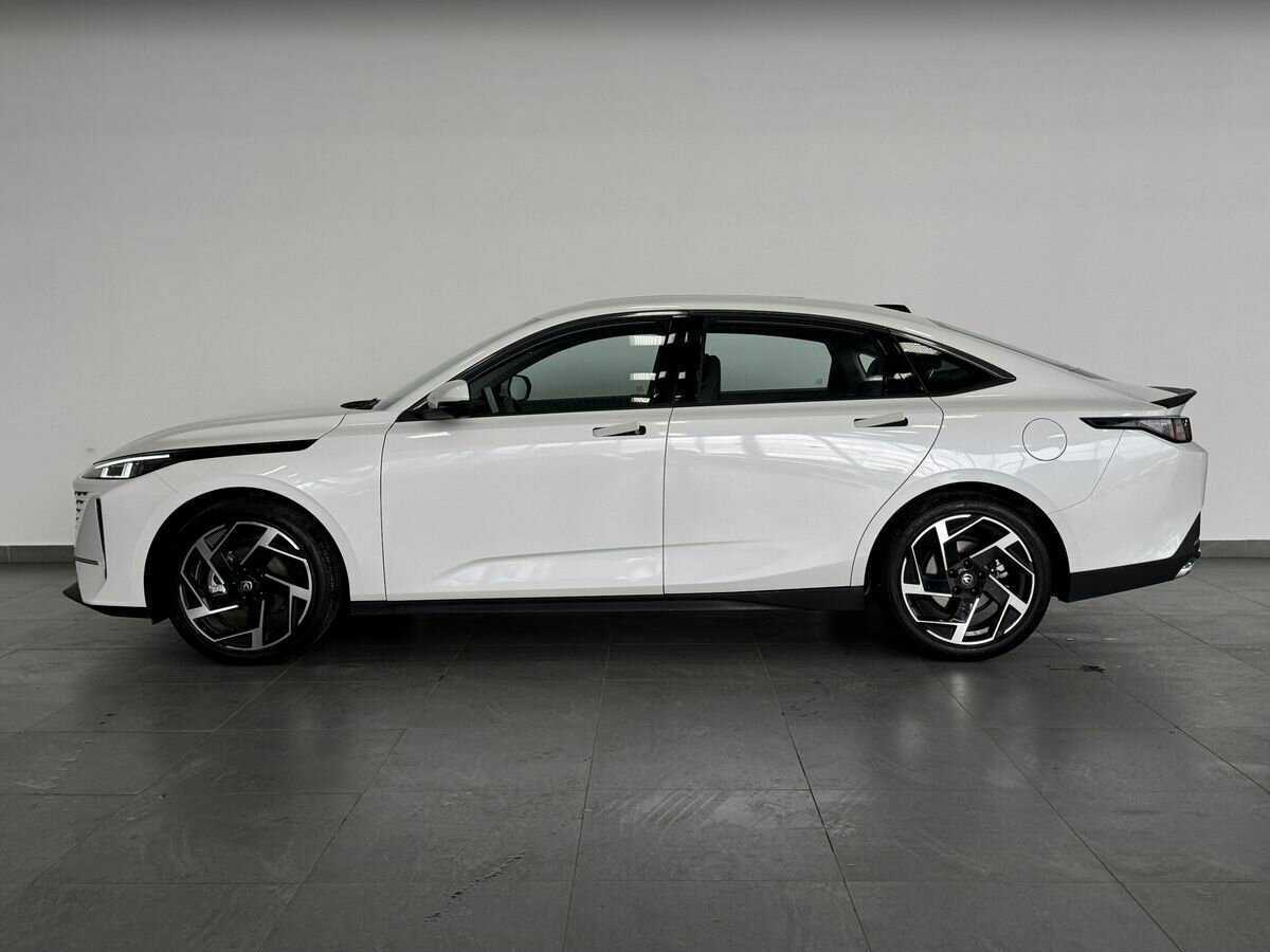 Купить Changan Lamore с пробегом. Фото: #3