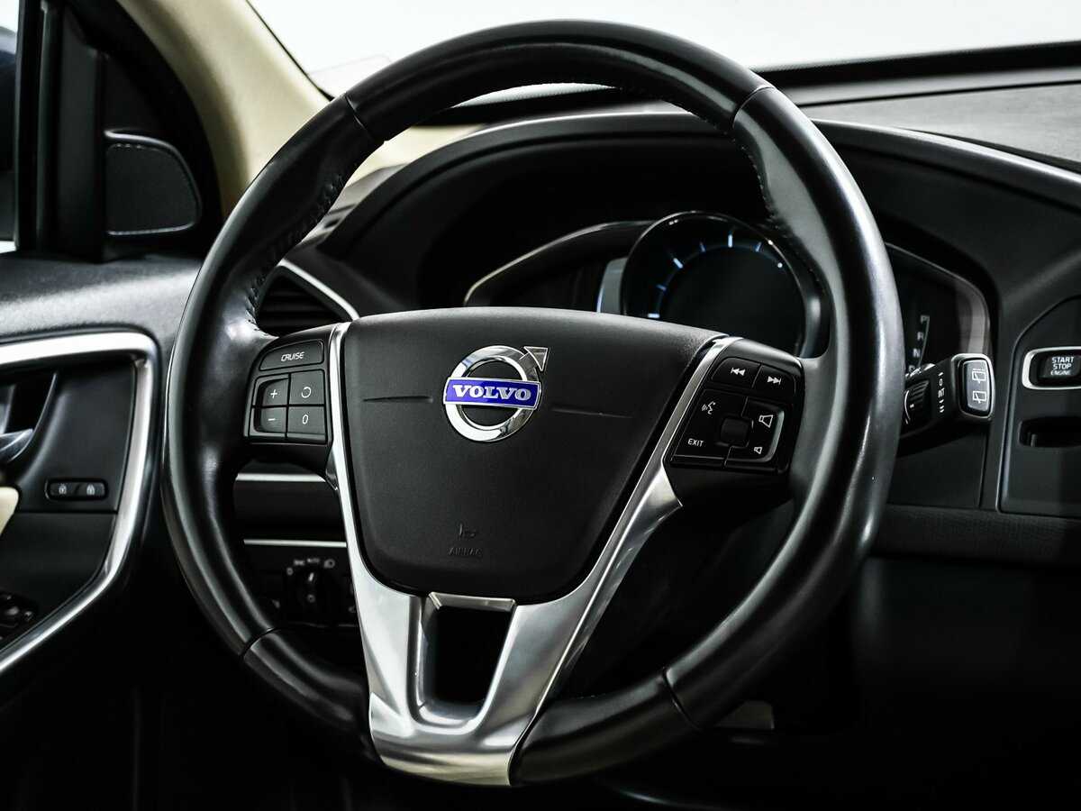 Купить Volvo XC60 с пробегом. Фото: #11