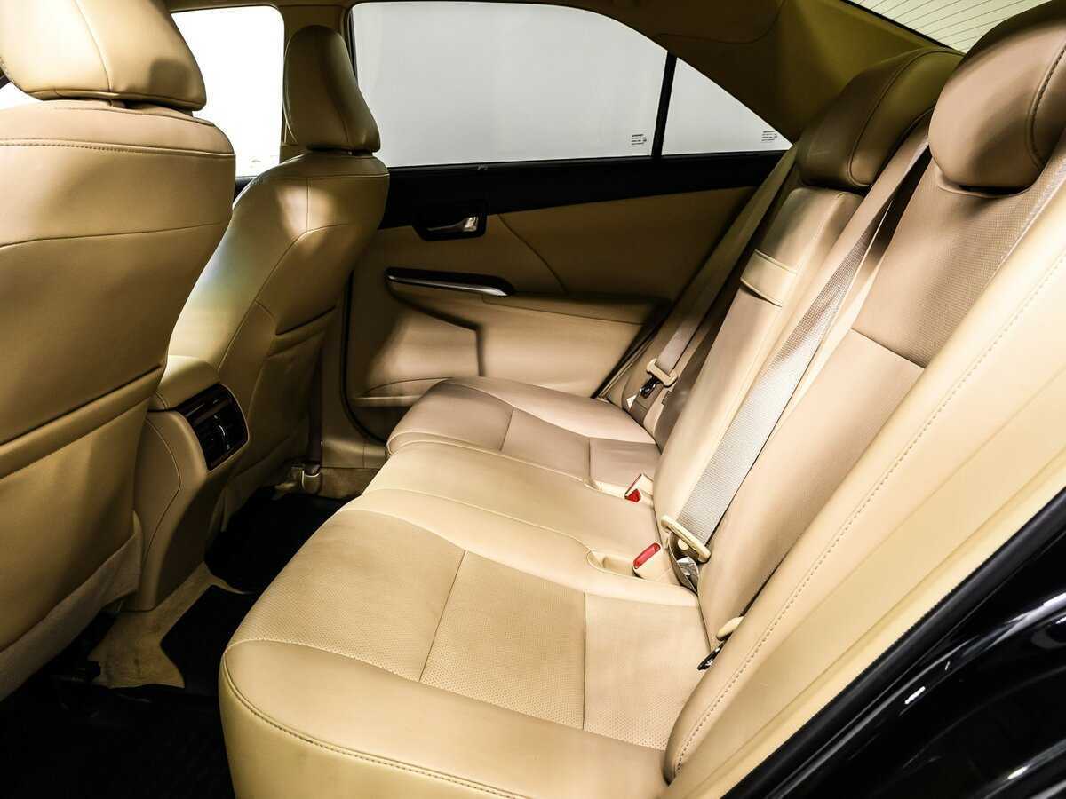 Купить Toyota Camry с пробегом. Фото: #13