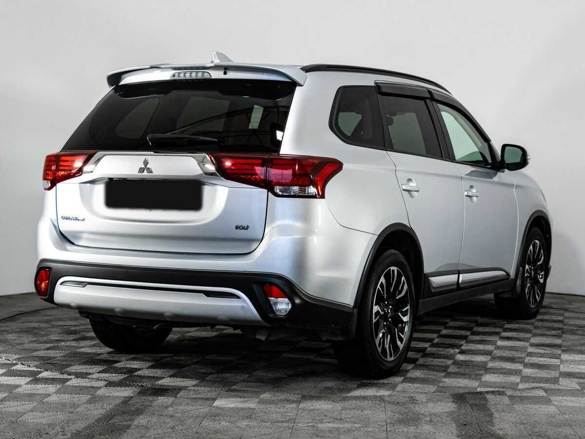 Купить Mitsubishi Outlander с пробегом. Фото: #3