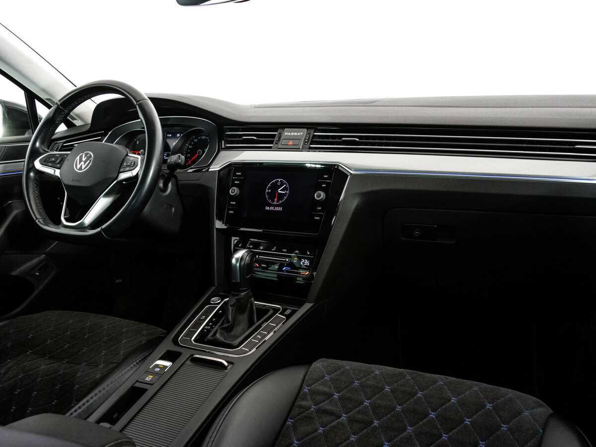Купить Volkswagen Passat с пробегом. Фото: #7