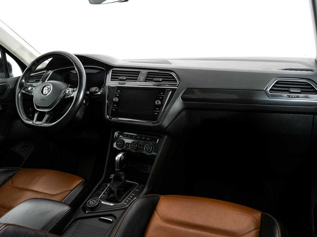 Купить Volkswagen Tiguan с пробегом. Фото: #8