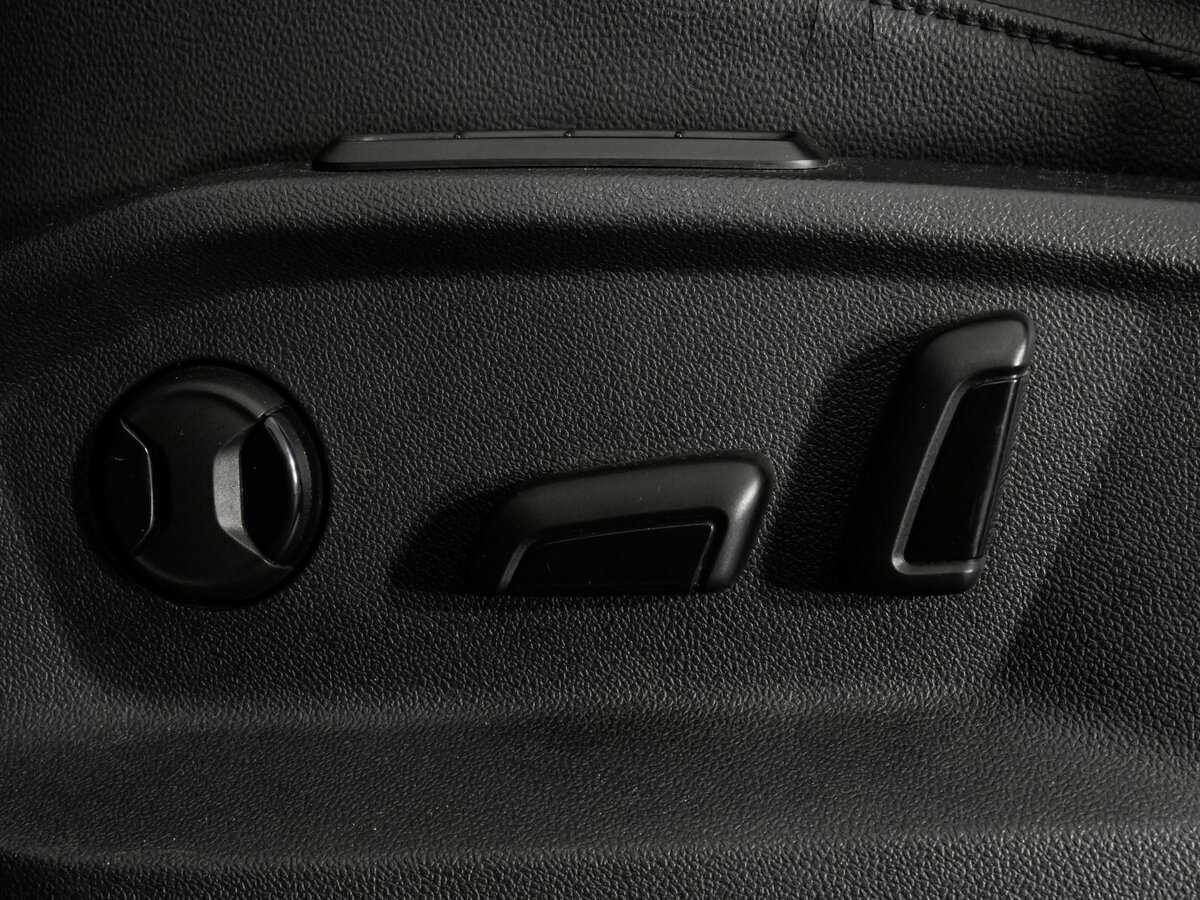 Купить Volkswagen Tiguan с пробегом. Фото: #23