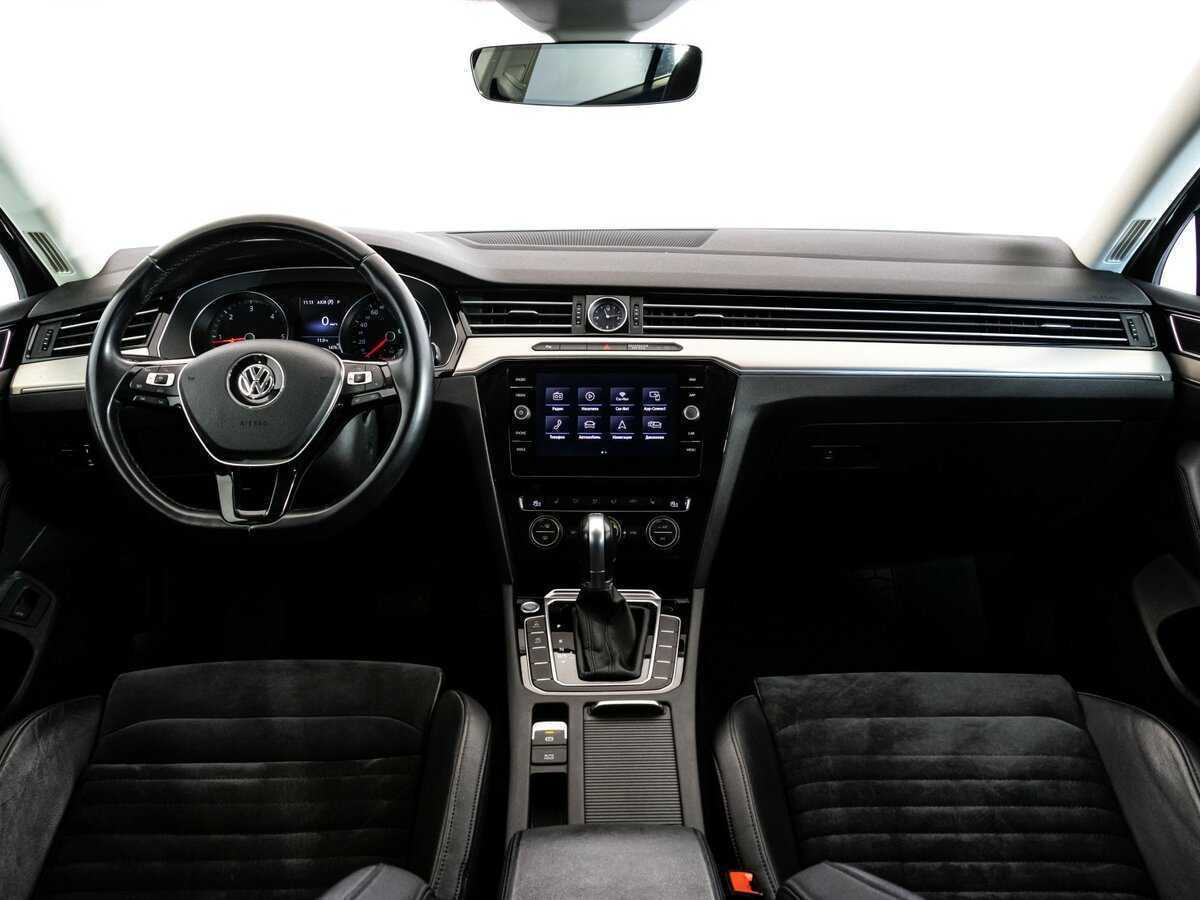 Купить Volkswagen Passat с пробегом. Фото: #6