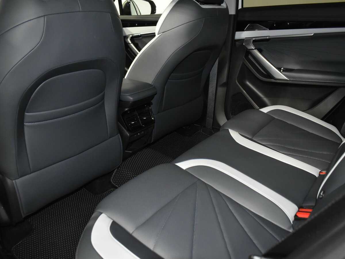 Купить Geely Atlas с пробегом. Фото: #22