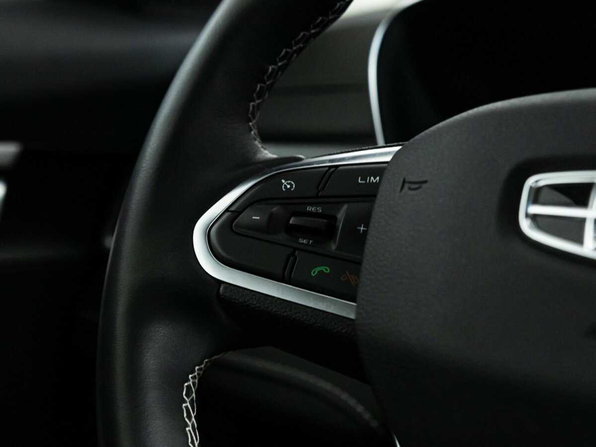 Купить Geely Atlas Pro с пробегом. Фото: #20