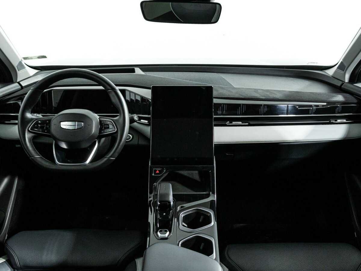 Купить Geely Atlas с пробегом. Фото: #12