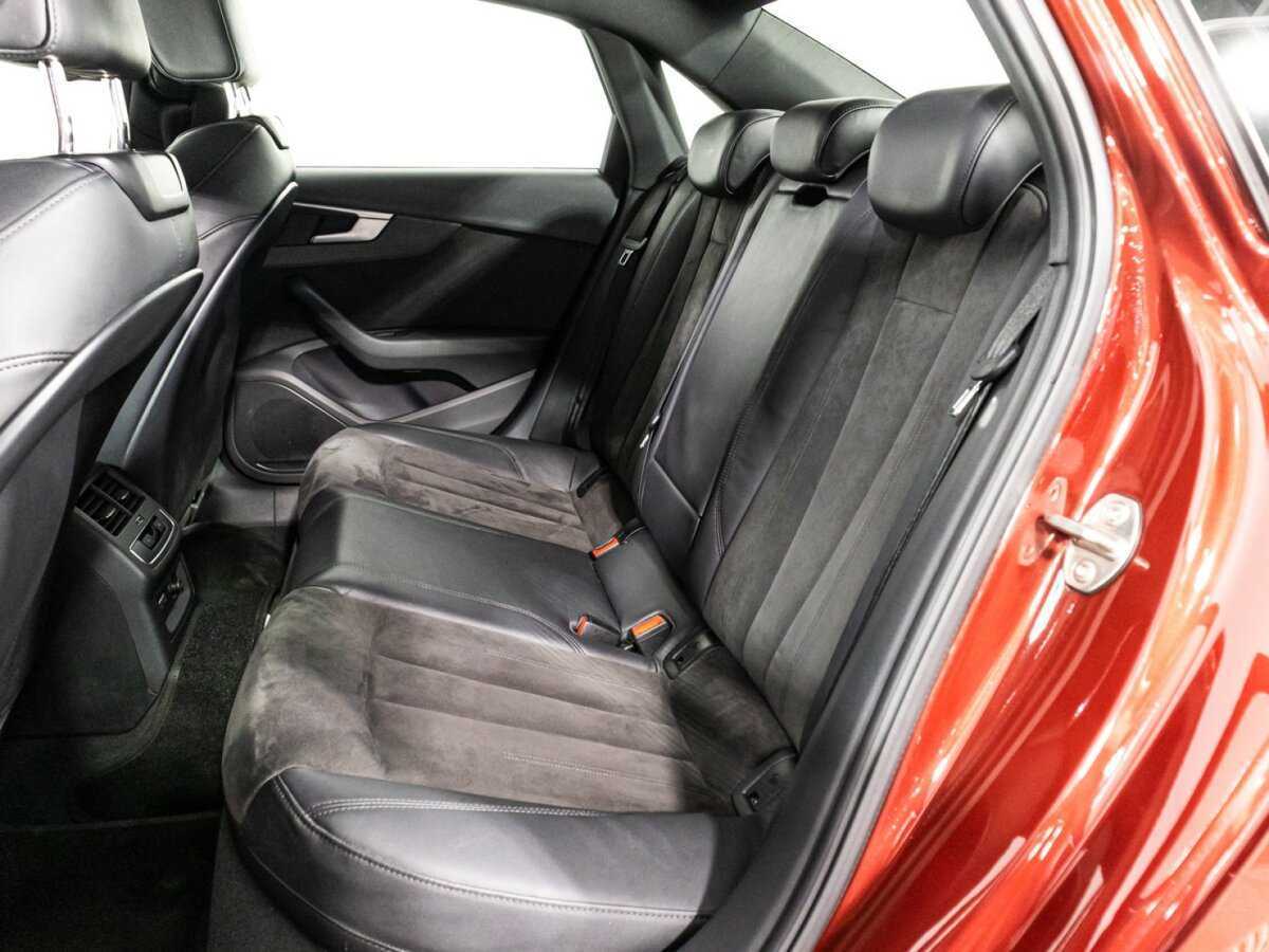 Купить Audi A4 с пробегом. Фото: #9