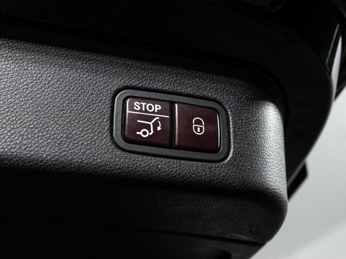 Купить Mercedes-Benz M-Класс с пробегом. Фото: #15