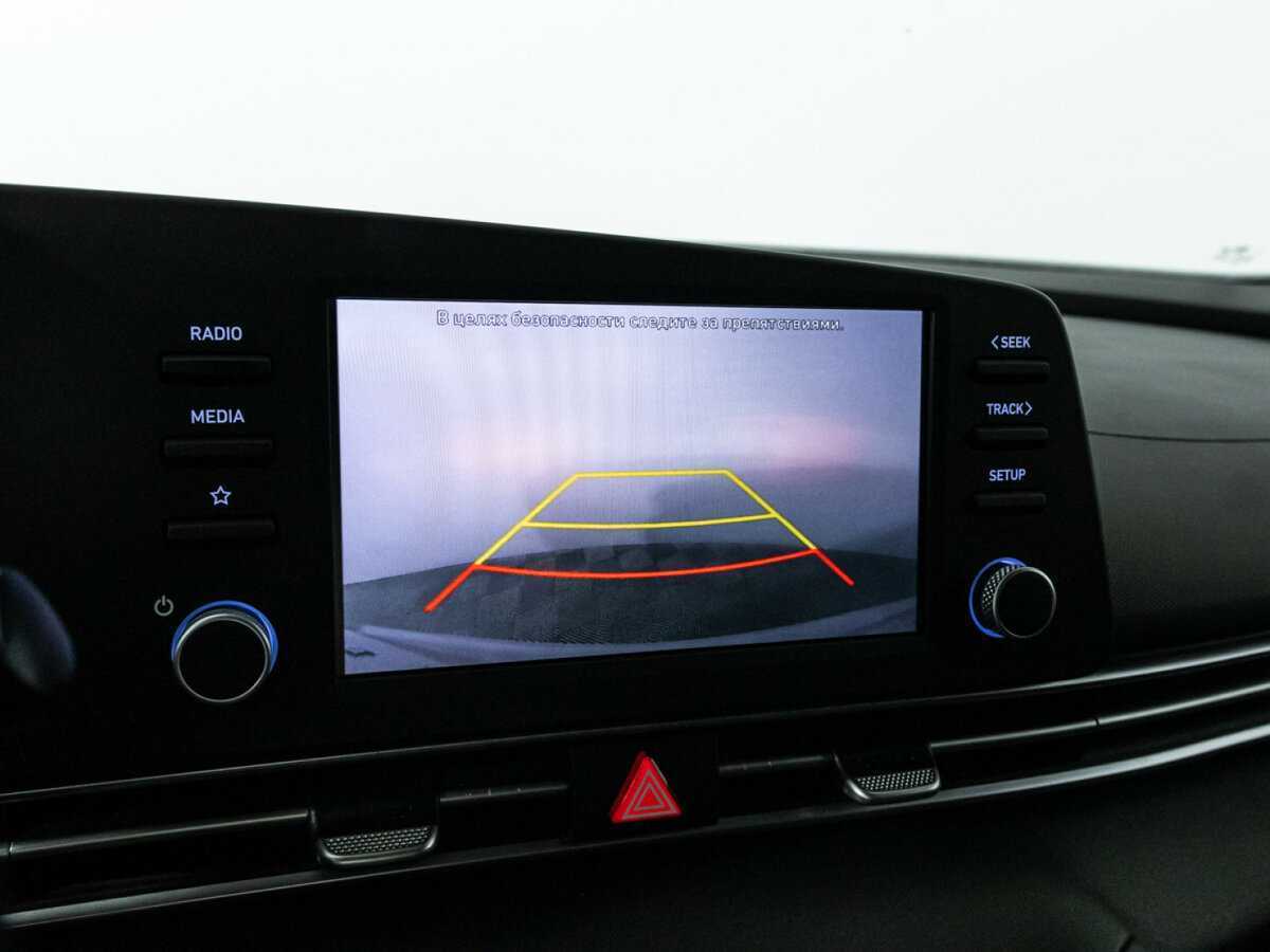 Купить Hyundai Elantra с пробегом. Фото: #15