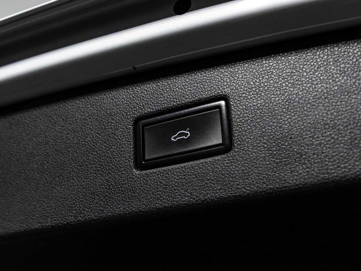 Купить Volkswagen Tiguan с пробегом. Фото: #14