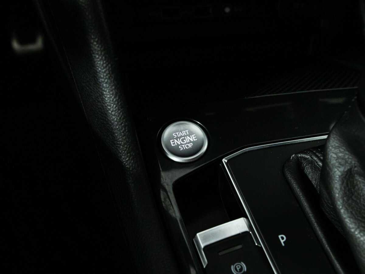 Купить Volkswagen Tiguan с пробегом. Фото: #18