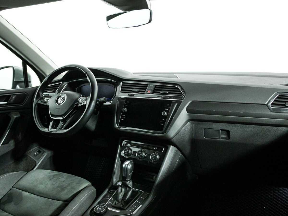 Купить Volkswagen Tiguan с пробегом. Фото: #8