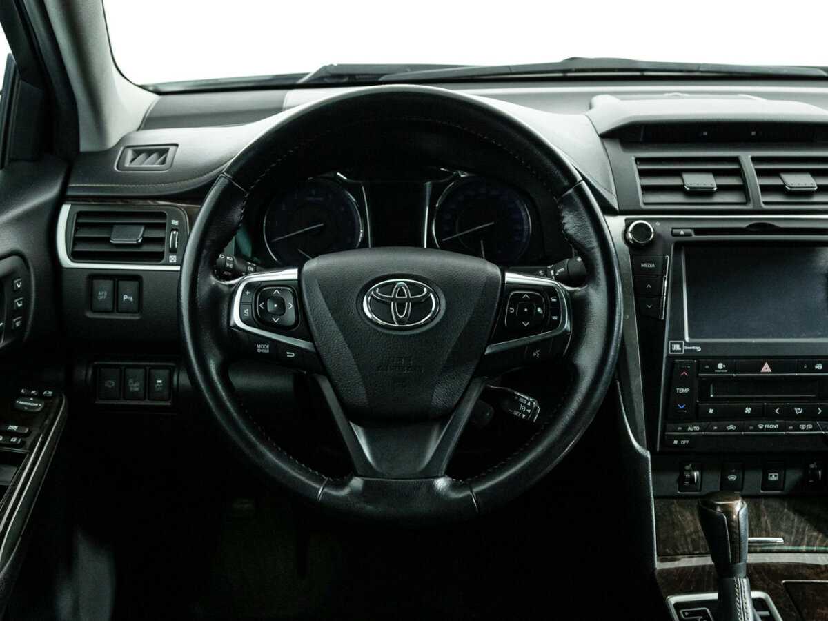 Купить Toyota Camry с пробегом. Фото: #20