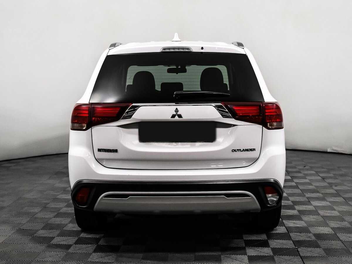 Купить Mitsubishi Outlander с пробегом. Фото: #5