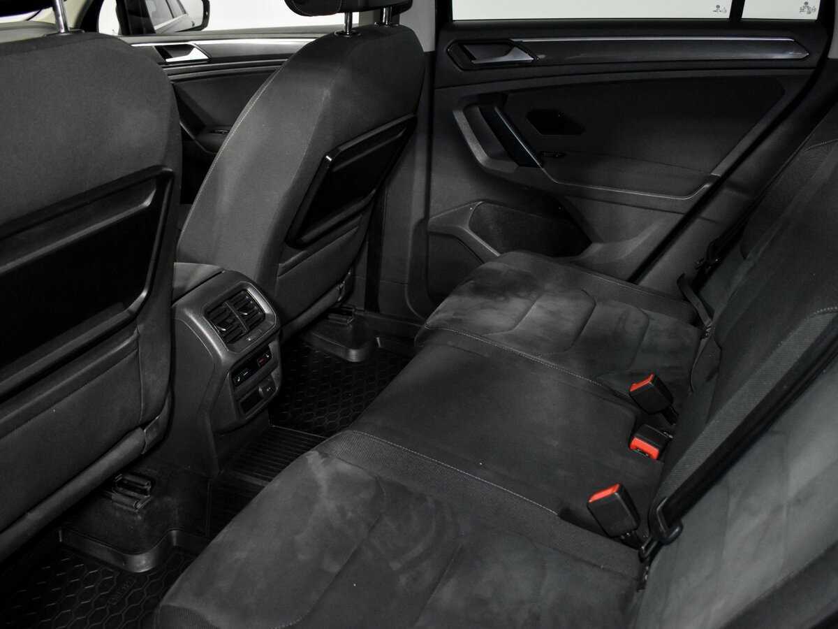 Купить Volkswagen Tiguan с пробегом. Фото: #13