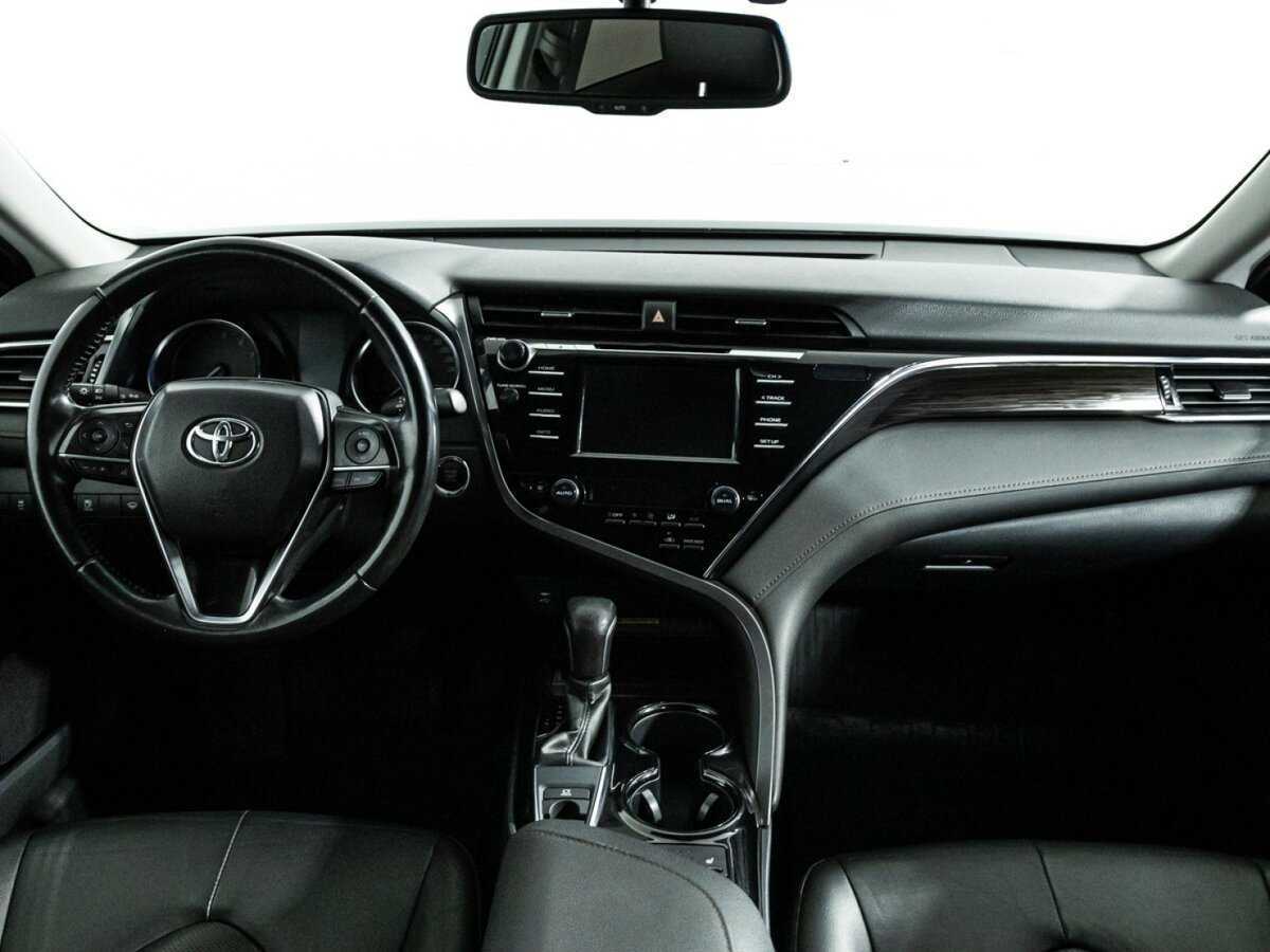 Купить Toyota Camry с пробегом. Фото: #12