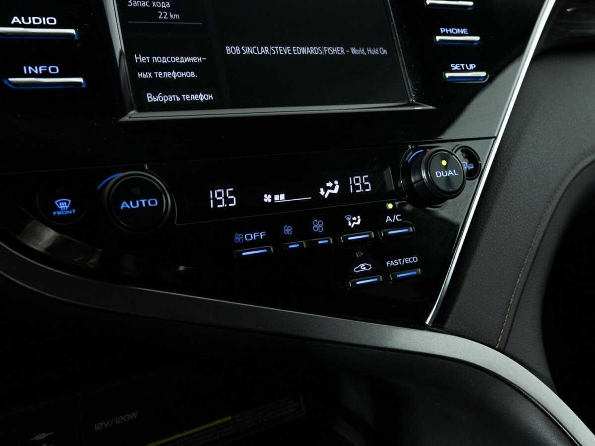 Купить Toyota Camry с пробегом. Фото: #17