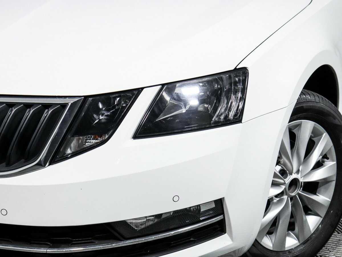 Купить Skoda Octavia с пробегом. Фото: #15