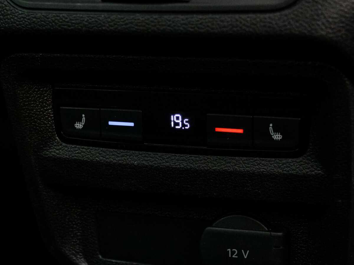 Купить Volkswagen Tiguan с пробегом. Фото: #18