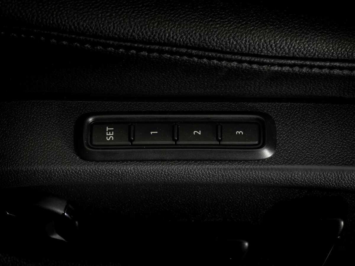 Купить Volkswagen Tiguan с пробегом. Фото: #20