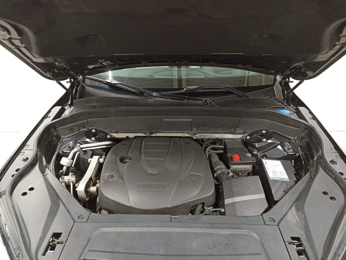 Купить Volvo XC90 с пробегом. Фото: #8