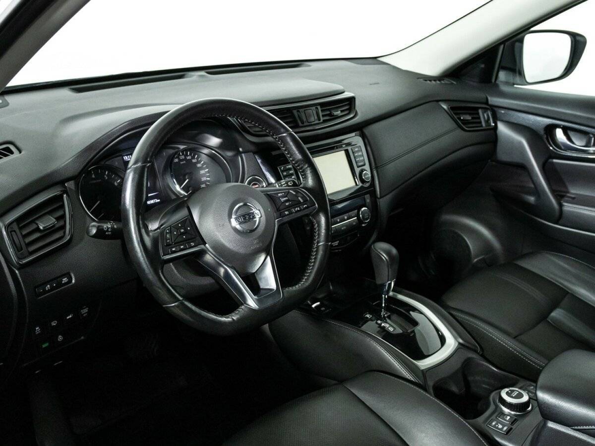 Купить Nissan X-Trail с пробегом. Фото: #10
